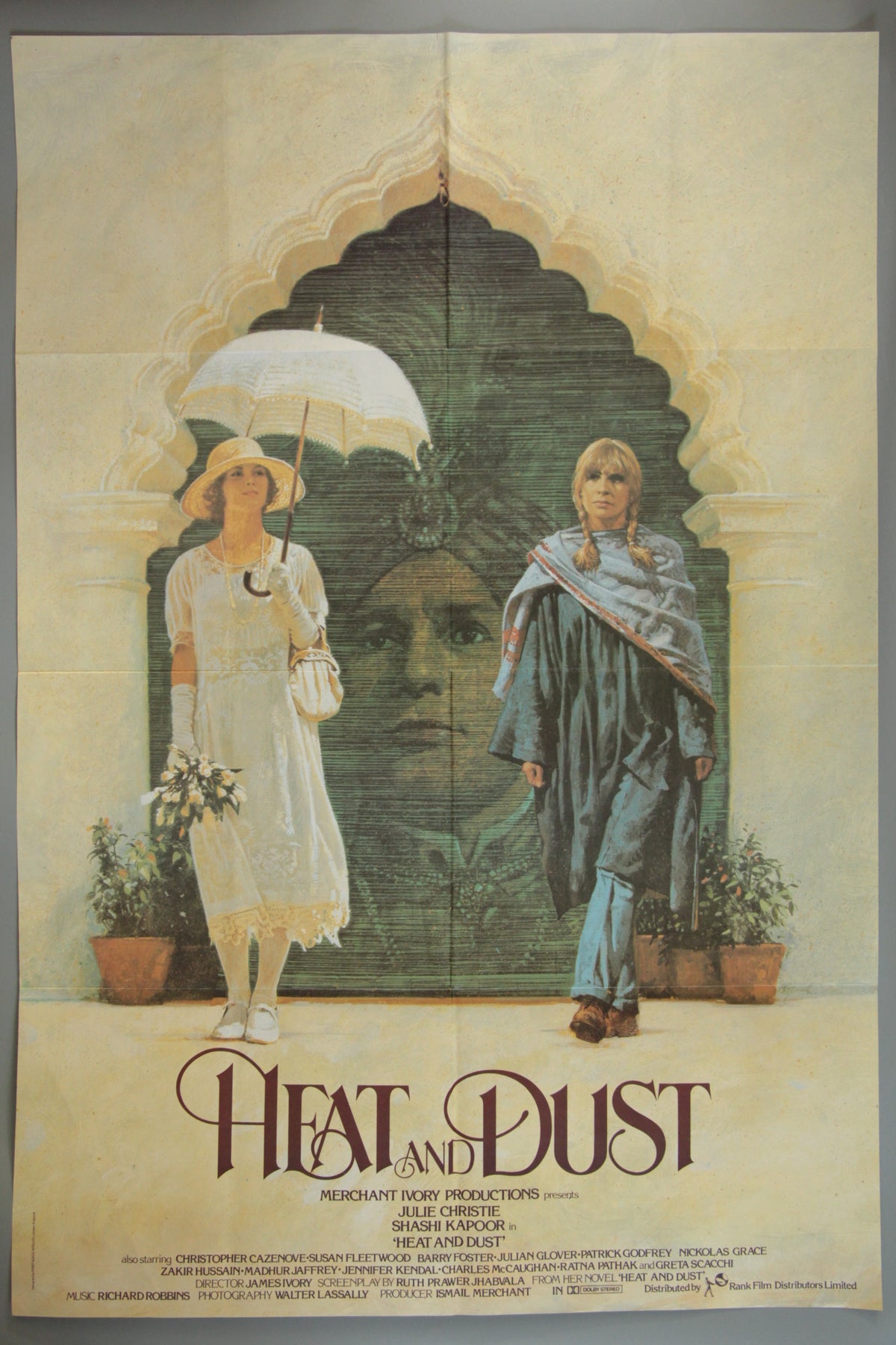 Heat and Dust
